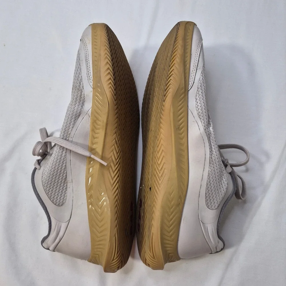 R.A.D One Training Shoes Mens 10 Low Top Cream Gum Sole 0124-ONESGM-100 Gym